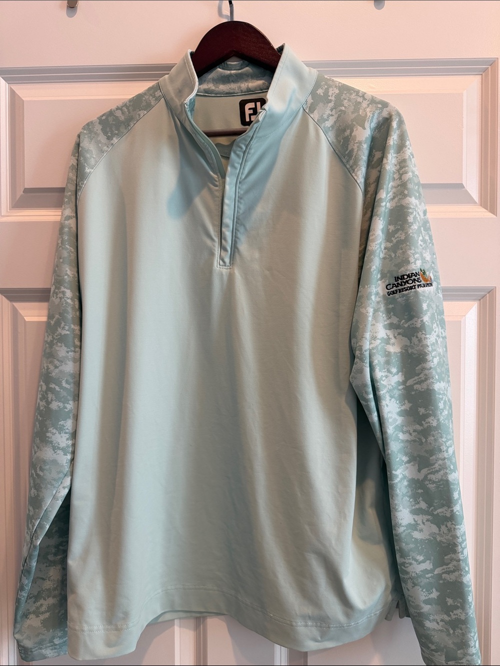 Men’s Mint Green Quarter-Zip Performance Pullover
